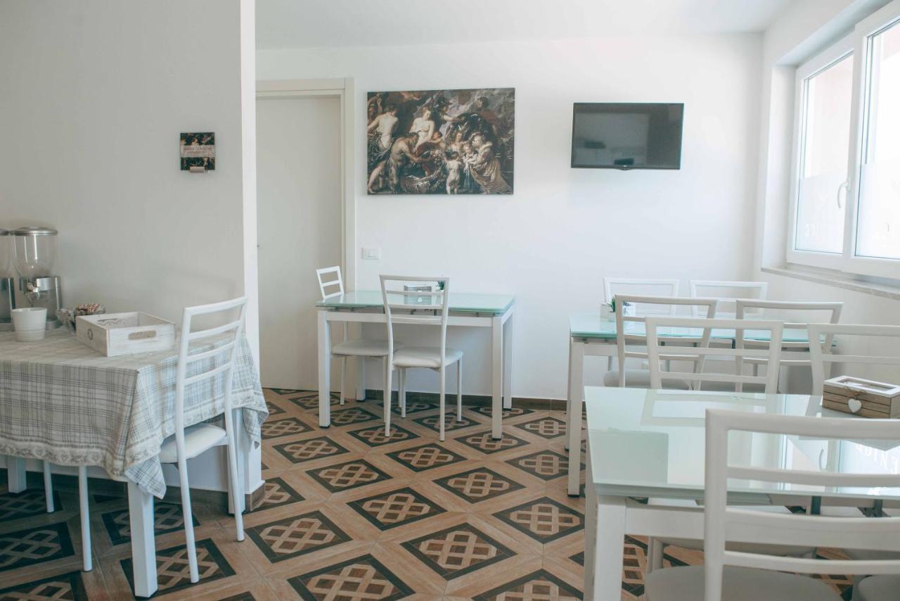 Affitta Camere La Fenice Di Folli Lorella Puegnago Bagian luar foto