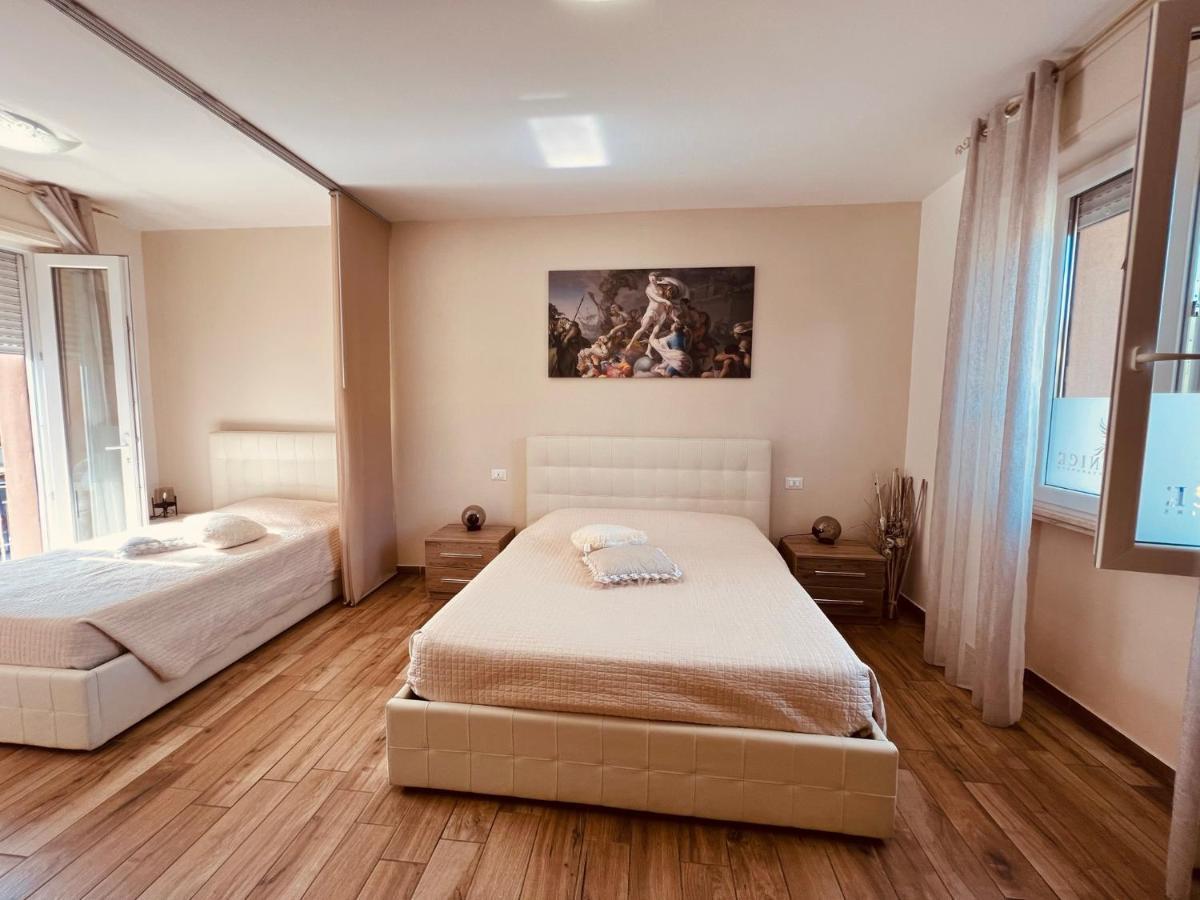 Affitta Camere La Fenice Di Folli Lorella Puegnago Bagian luar foto